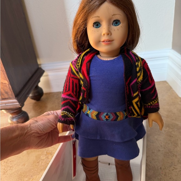 American Girl Saige Doll with auburn Hair and Blue Eyes - Picture 5 of 6